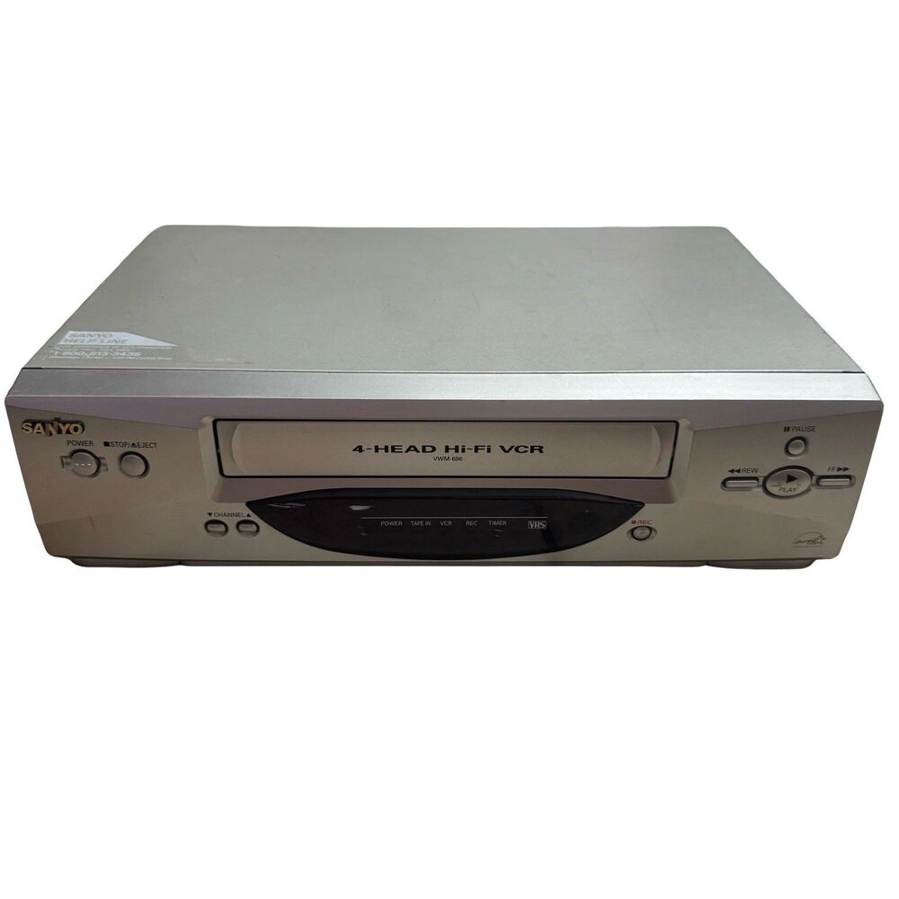SANYO VWM-696 4-Head Hi-Fi VHS Video Cassette Player Silver Model No Remote‎